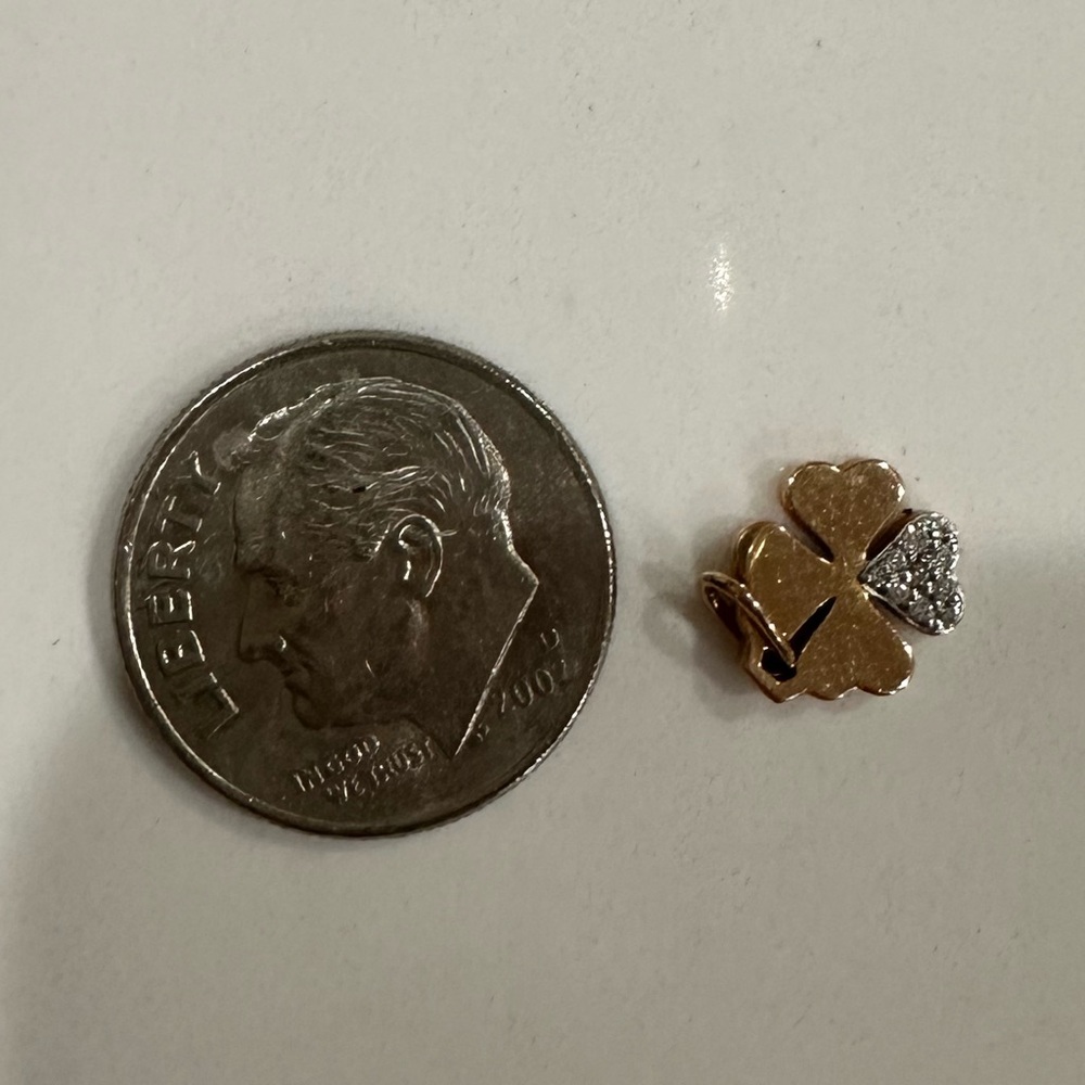 Walter’s Faith 18k Rose Gold Four Leaf Clover charm/pendant. - Picture 3 of 4